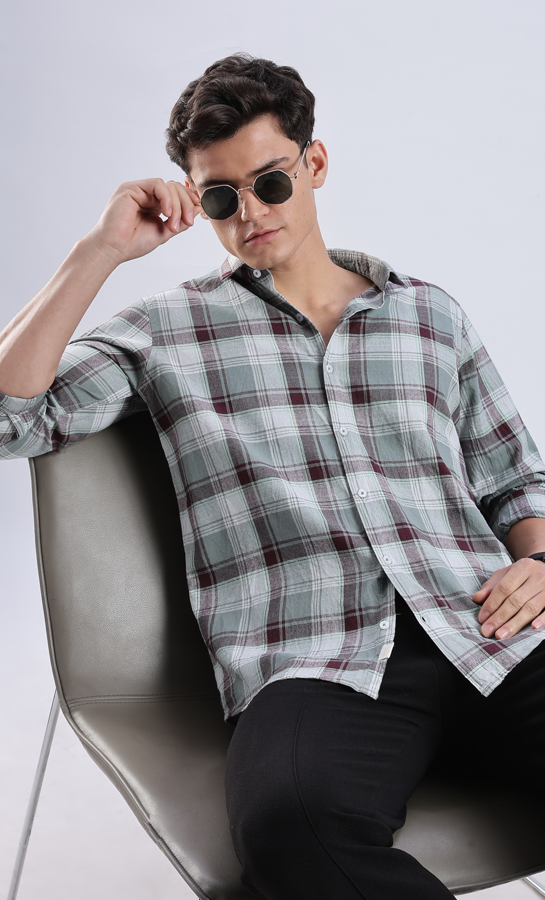 NIVO, Shirt