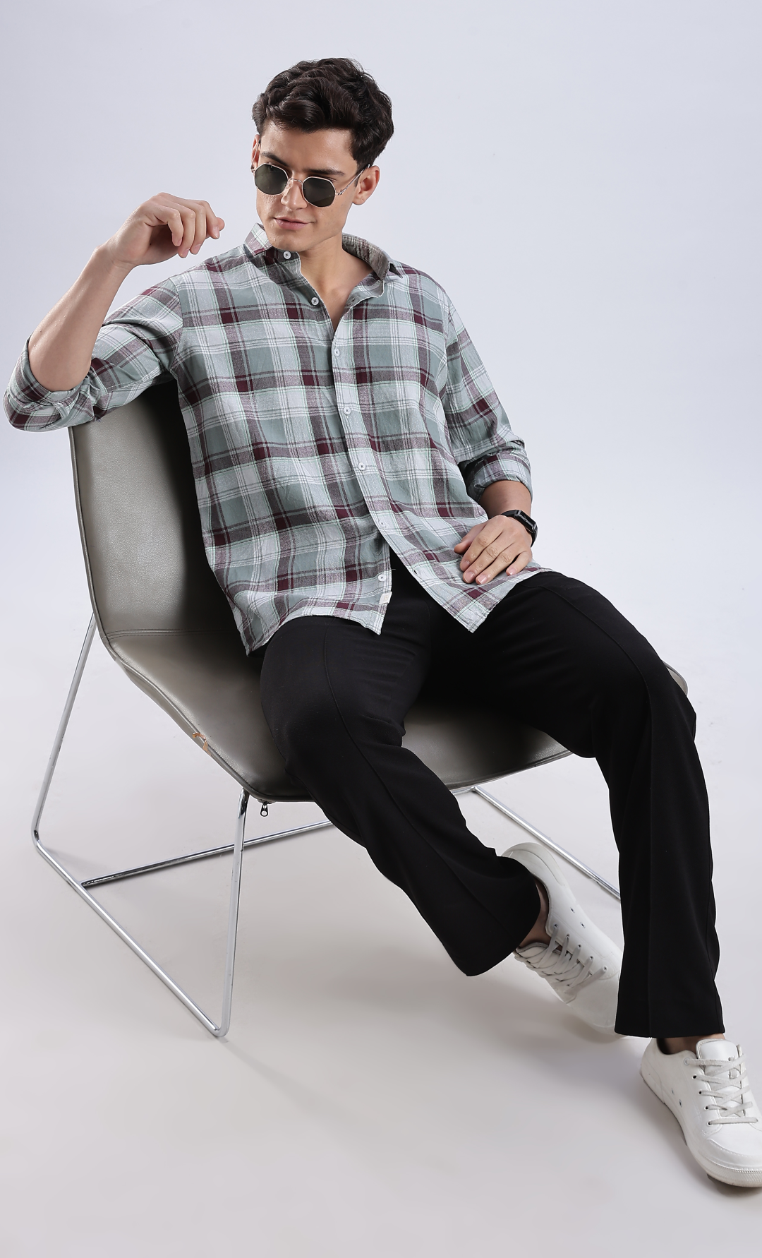 NIVO, Shirt