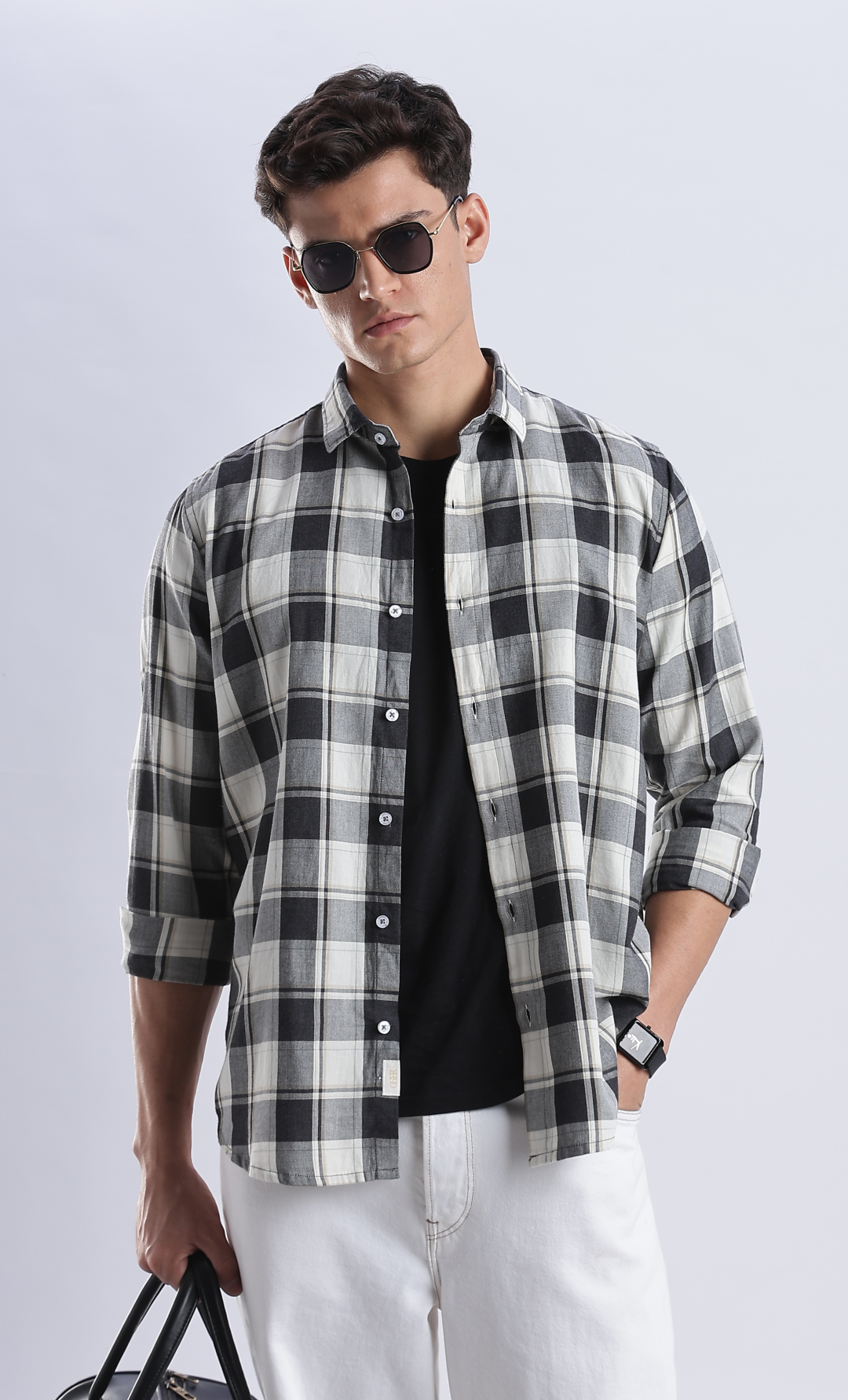 ELAN, Shirt