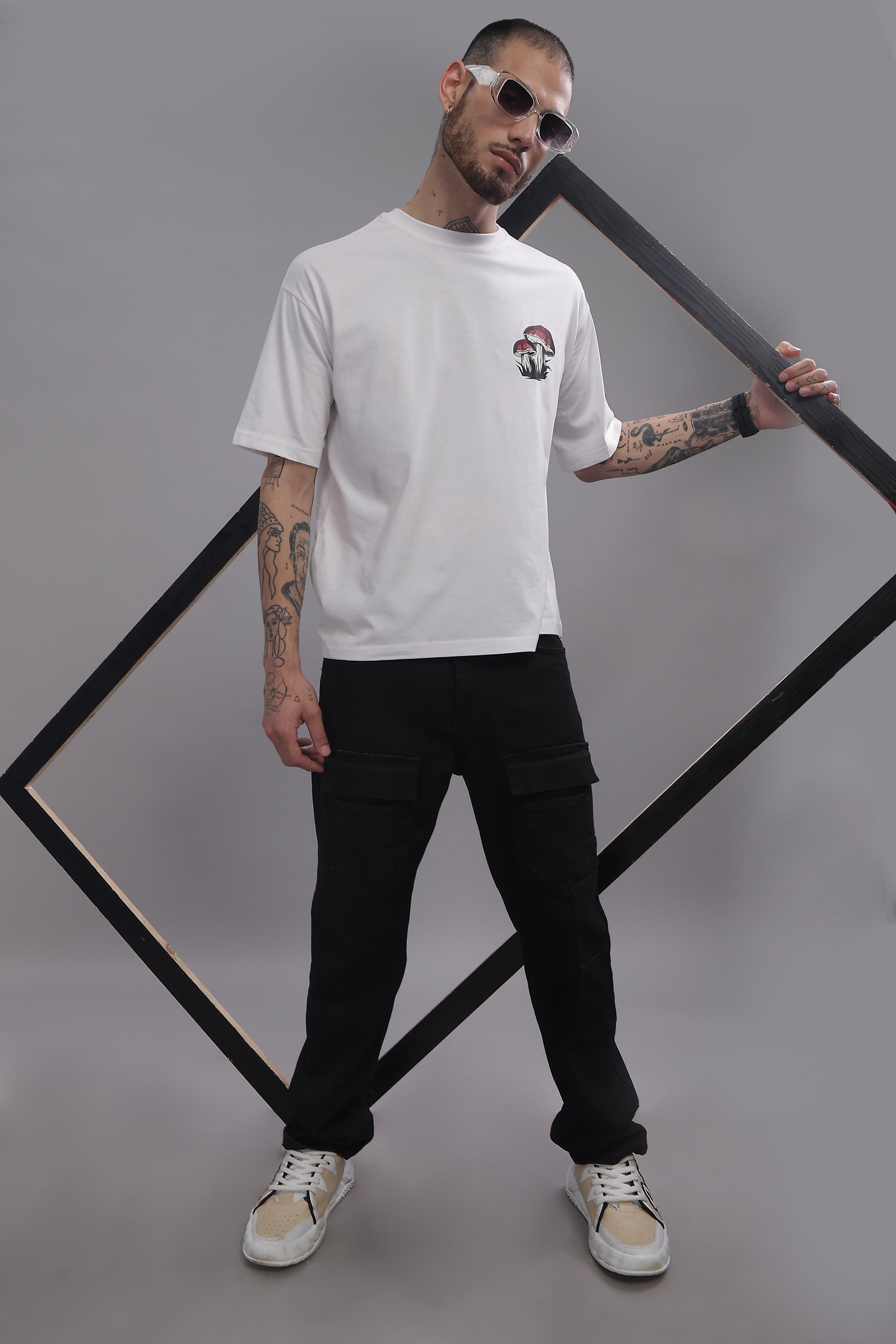 Shrooms 101, T-shirt