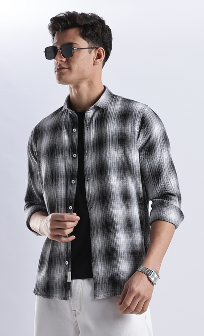 MILO, Shirt