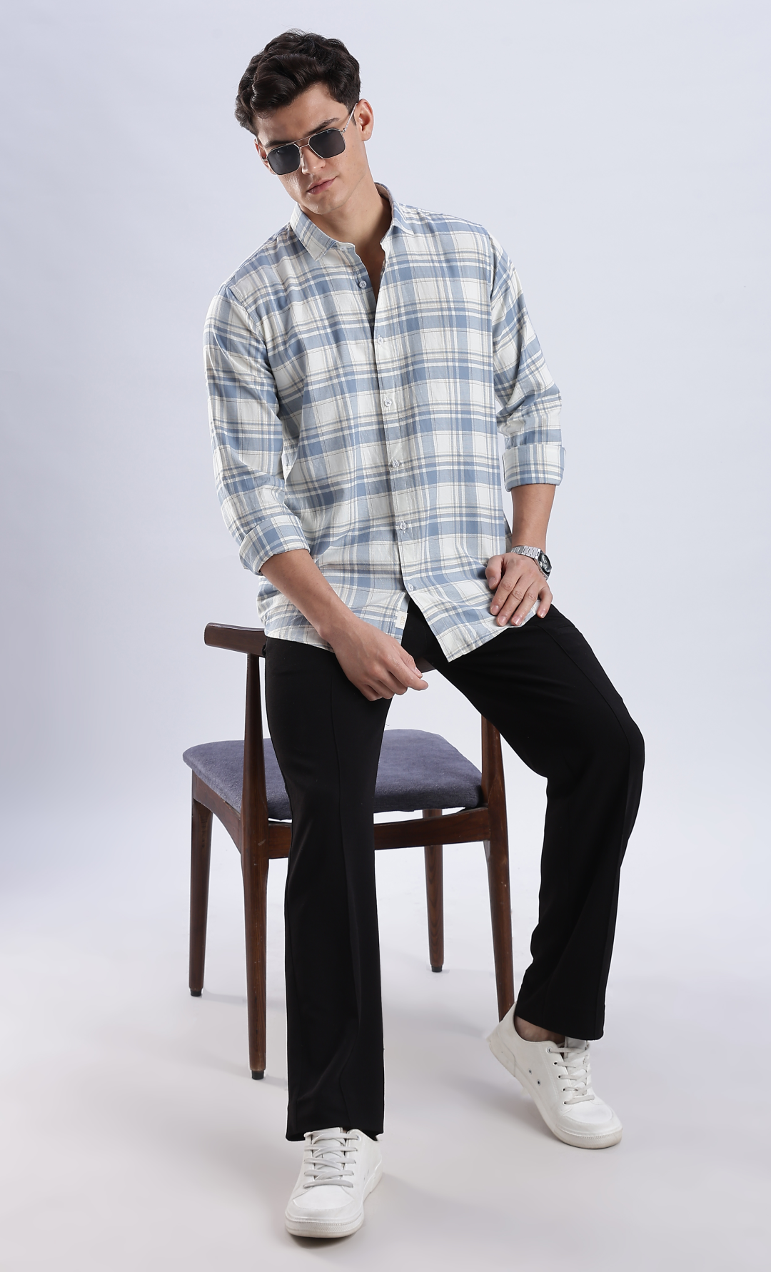 REVE, Shirt