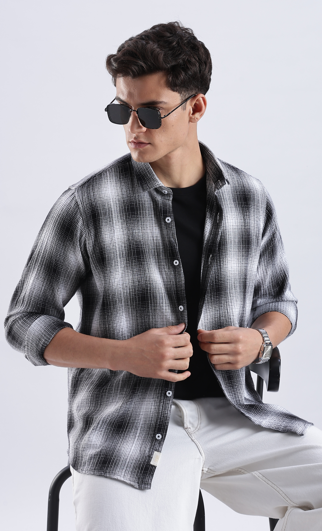 MILO, Shirt