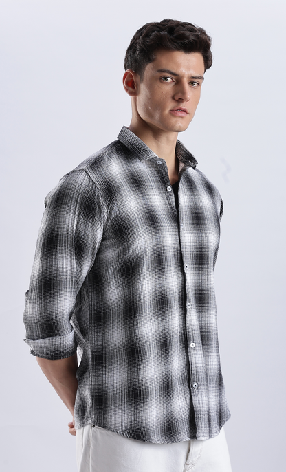 MILO, Shirt