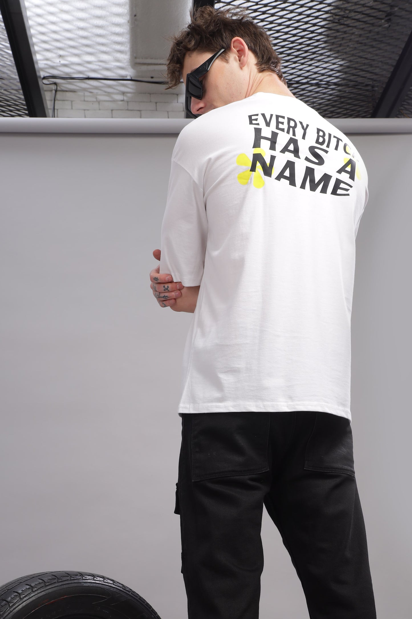 Every Bitch, T-shirt