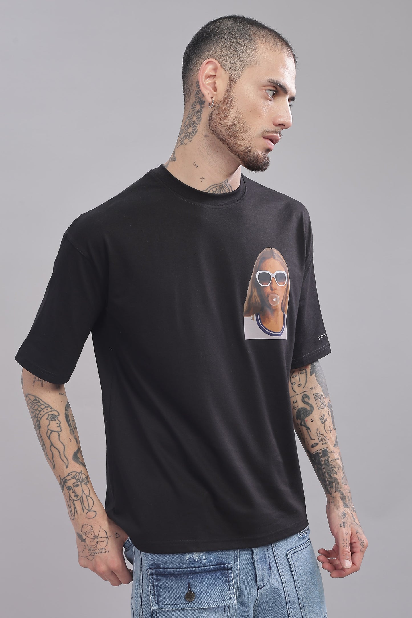 Zonned Out Tee, Oversized T-shirt